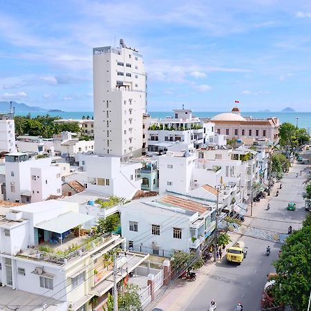 New Century Hotel Nha Trang Exterior foto