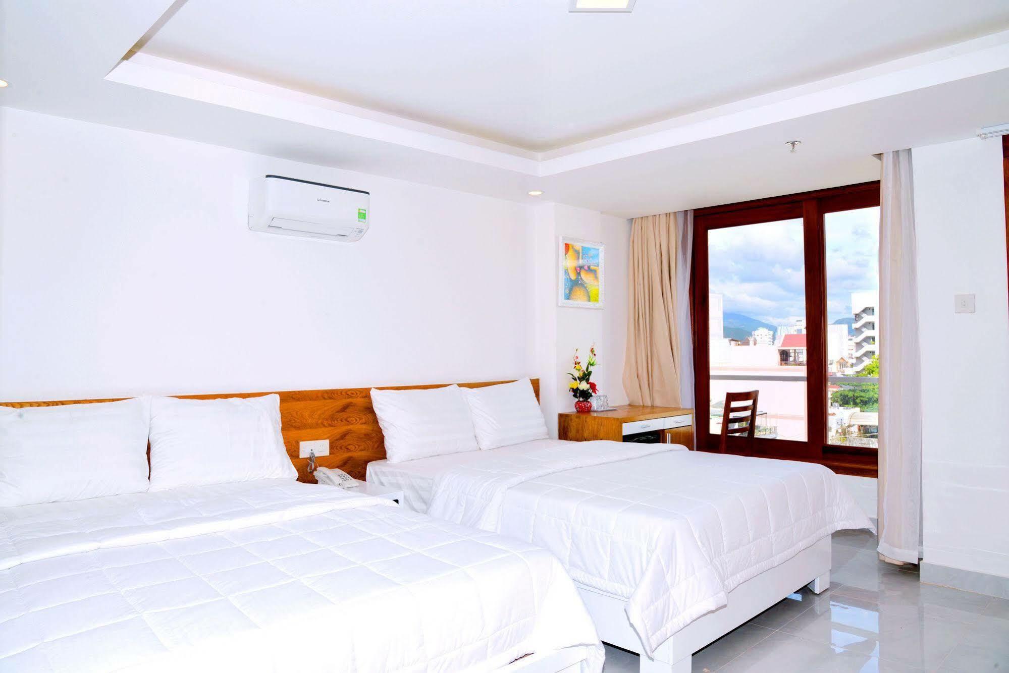 New Century Hotel Nha Trang Exterior foto