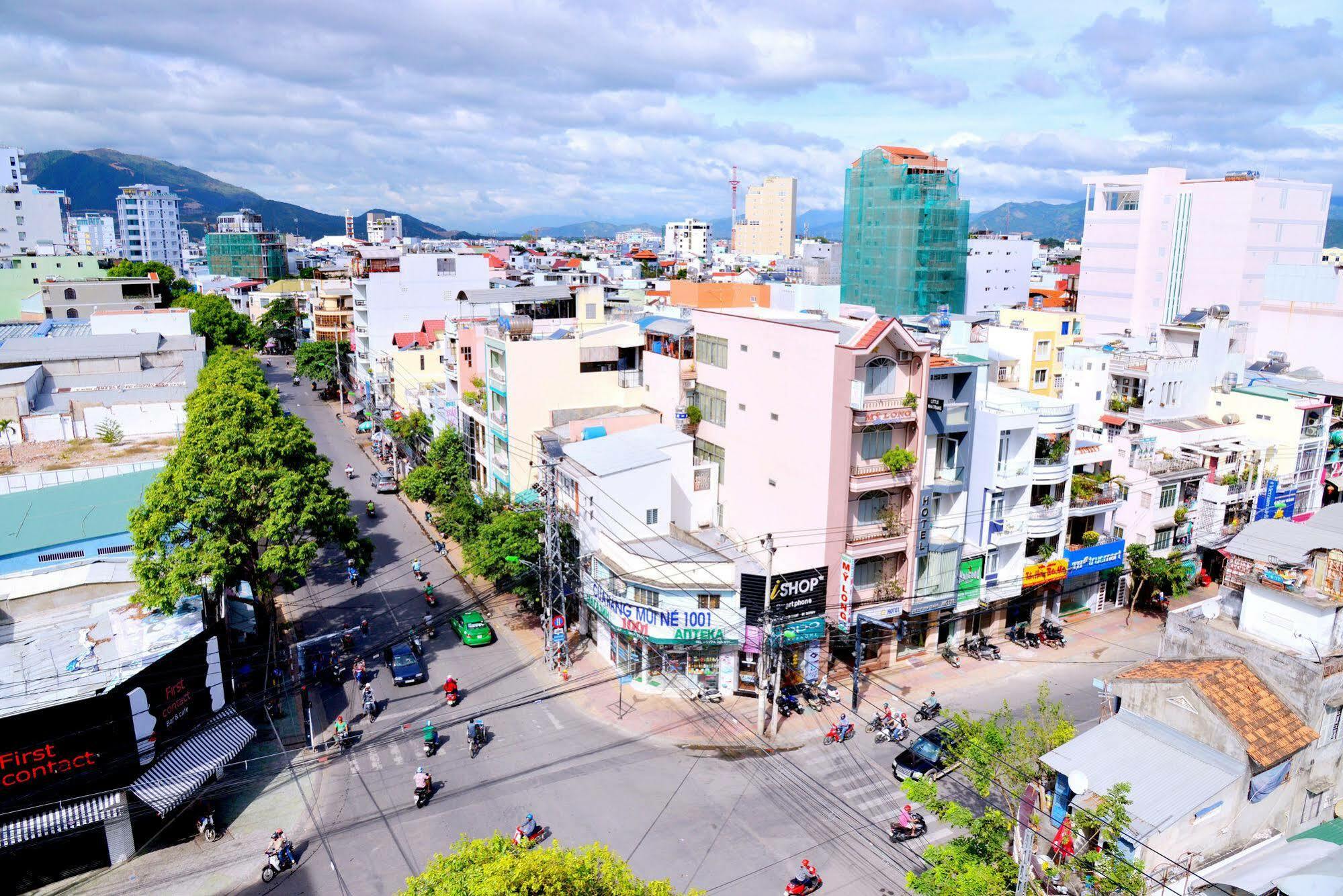 New Century Hotel Nha Trang Exterior foto